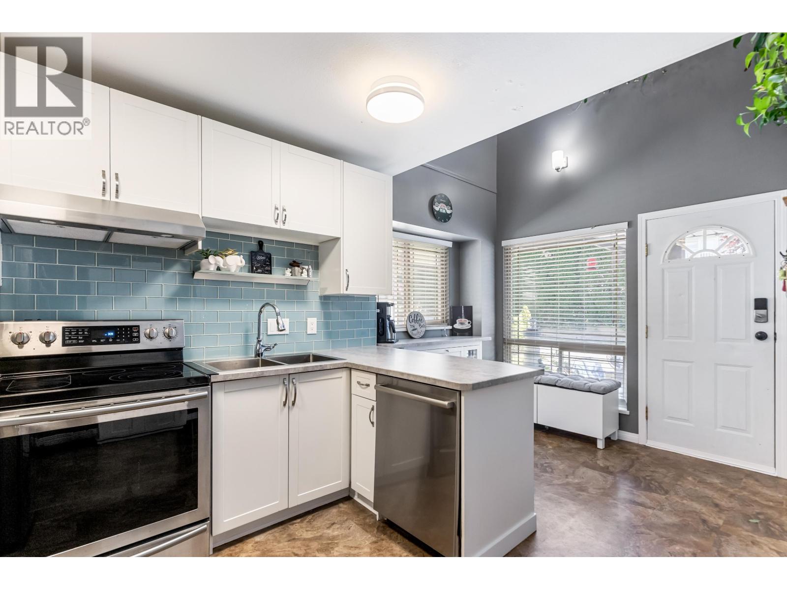 5 22980 Abernethy Lane, Maple Ridge, British Columbia