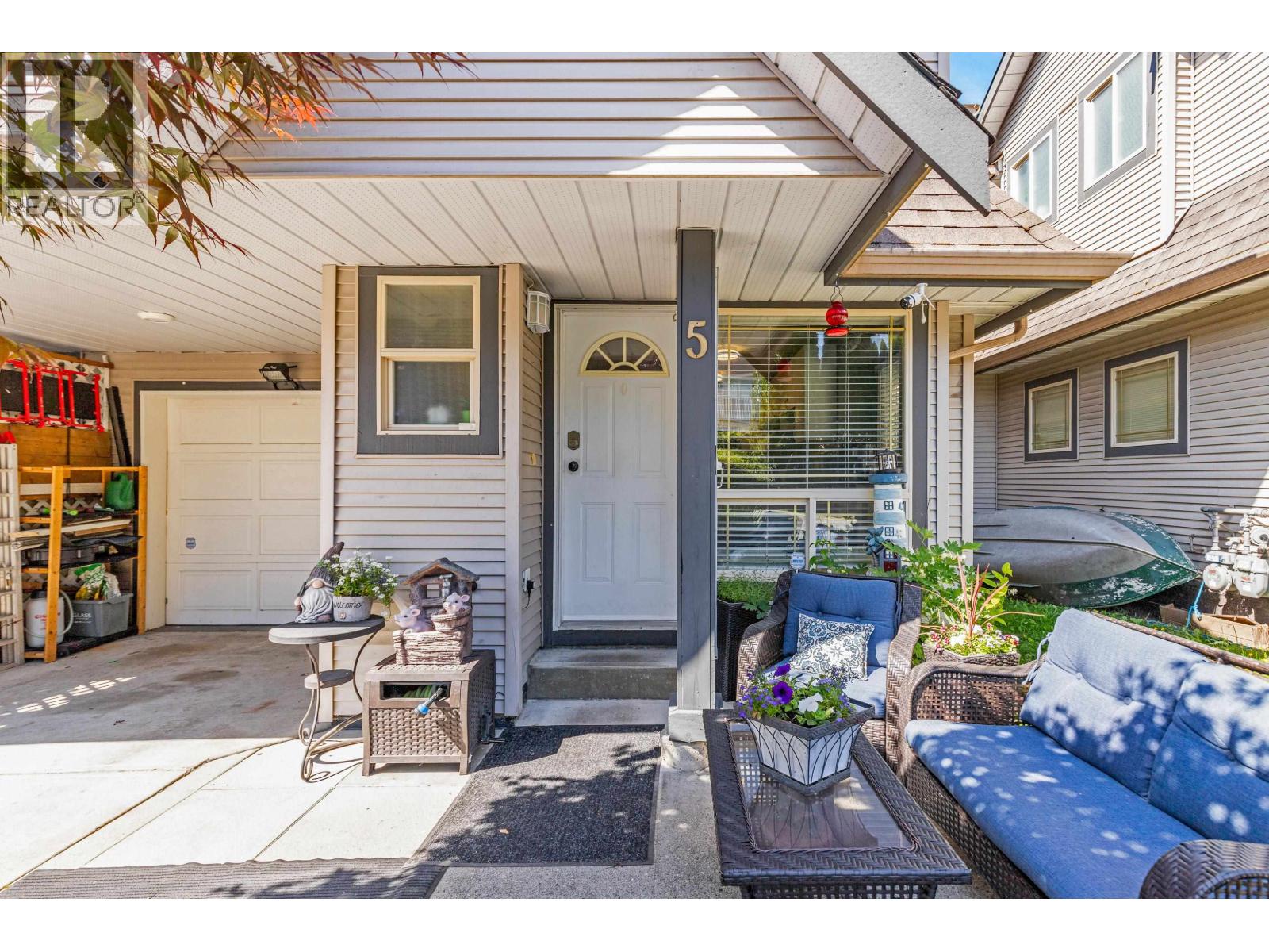 5 22980 Abernethy Lane, Maple Ridge, British Columbia