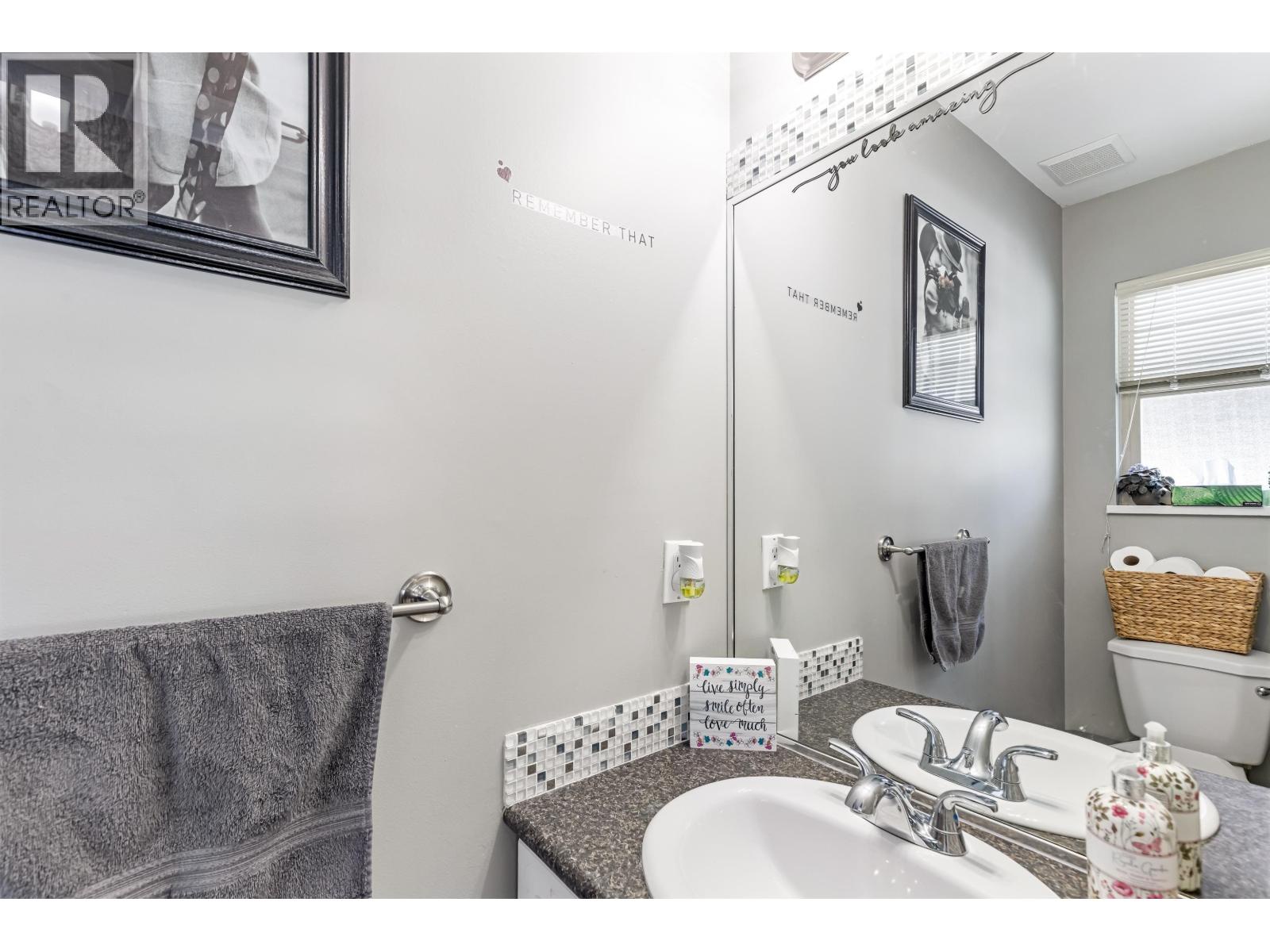 5 22980 Abernethy Lane, Maple Ridge, British Columbia