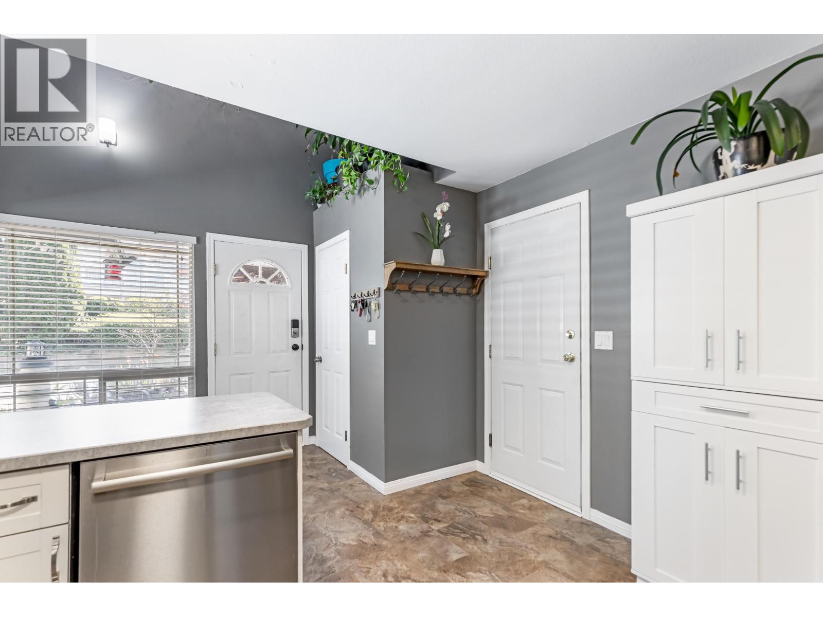 5 22980 Abernethy Lane, Maple Ridge, British Columbia