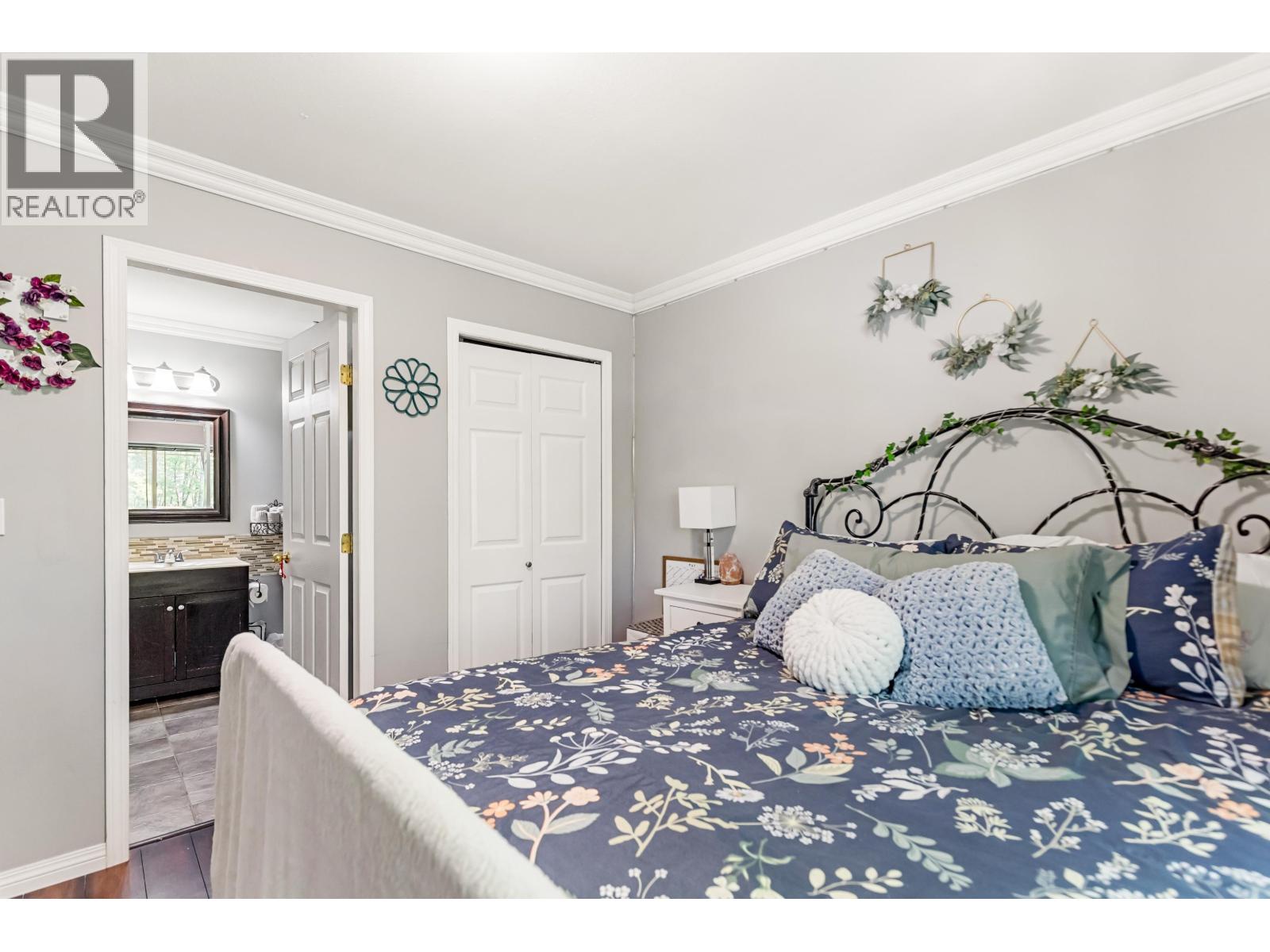 5 22980 Abernethy Lane, Maple Ridge, British Columbia