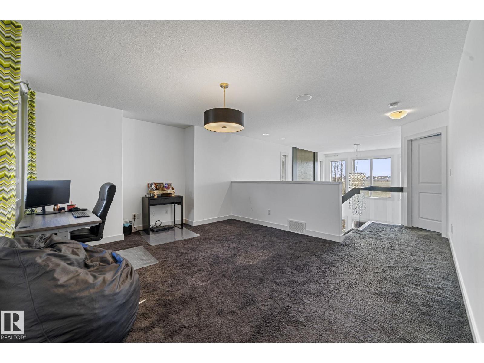 3695 Allan Dr Sw, Edmonton, Alberta