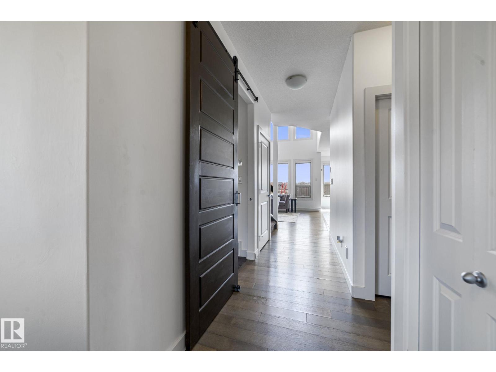 3695 Allan Dr Sw, Edmonton, Alberta