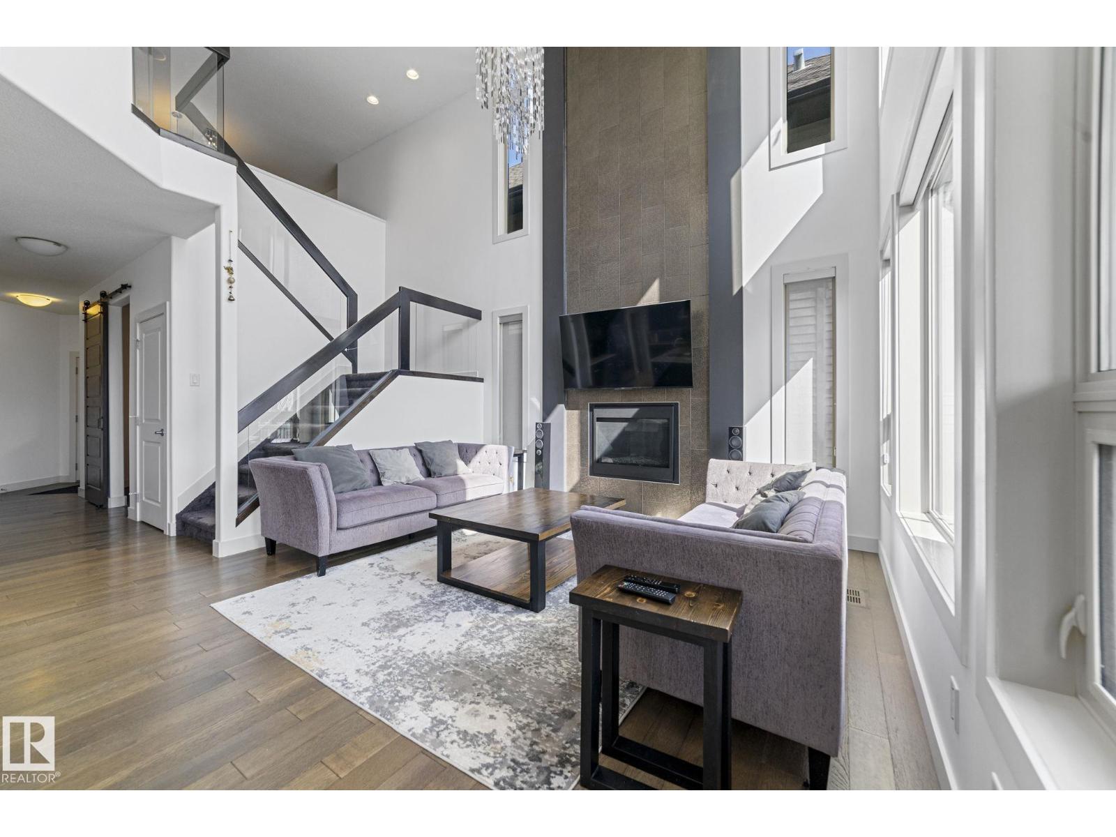 3695 Allan Dr Sw, Edmonton, Alberta