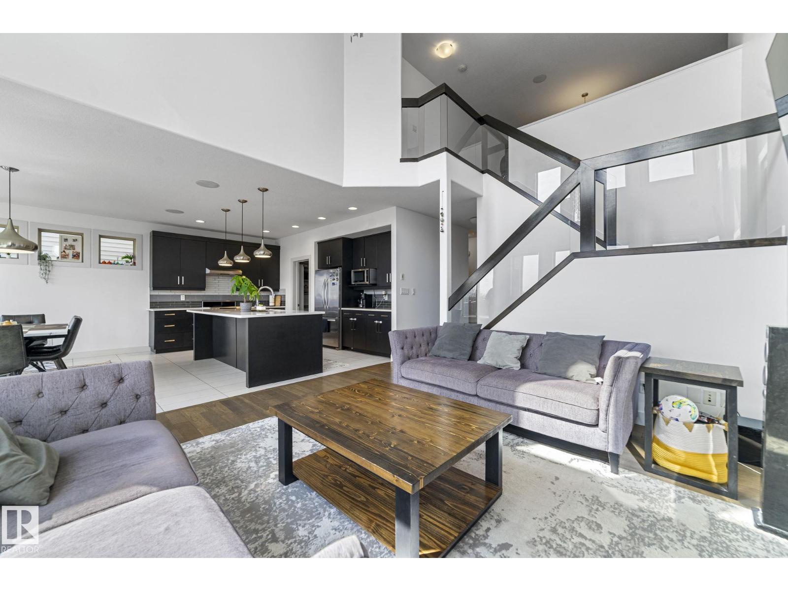 3695 Allan Dr Sw, Edmonton, Alberta