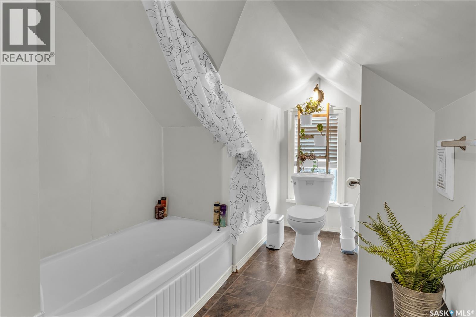 2231 Quebec Street, Regina, Saskatchewan