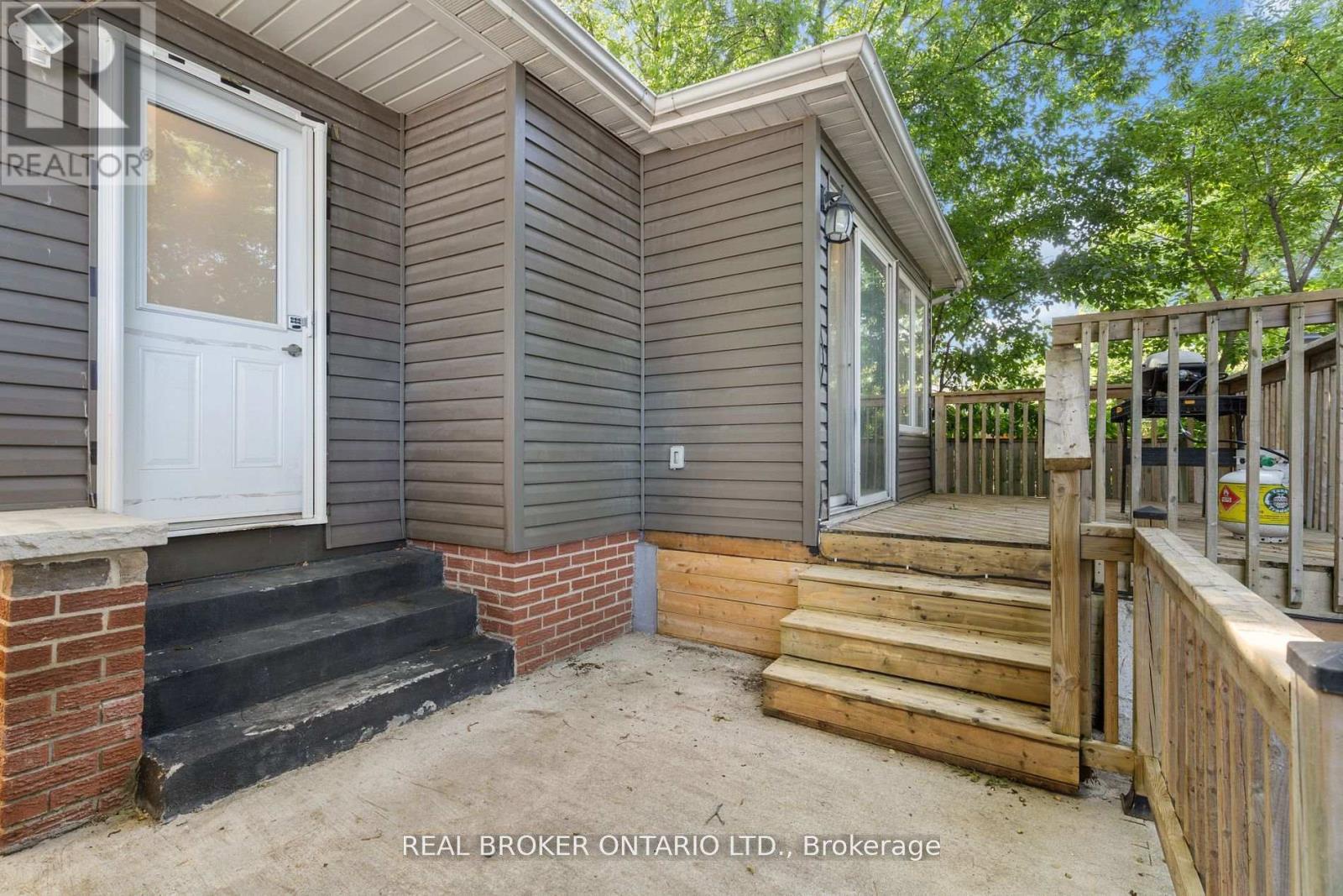 272 Burk Street, Oshawa (vanier), Ontario