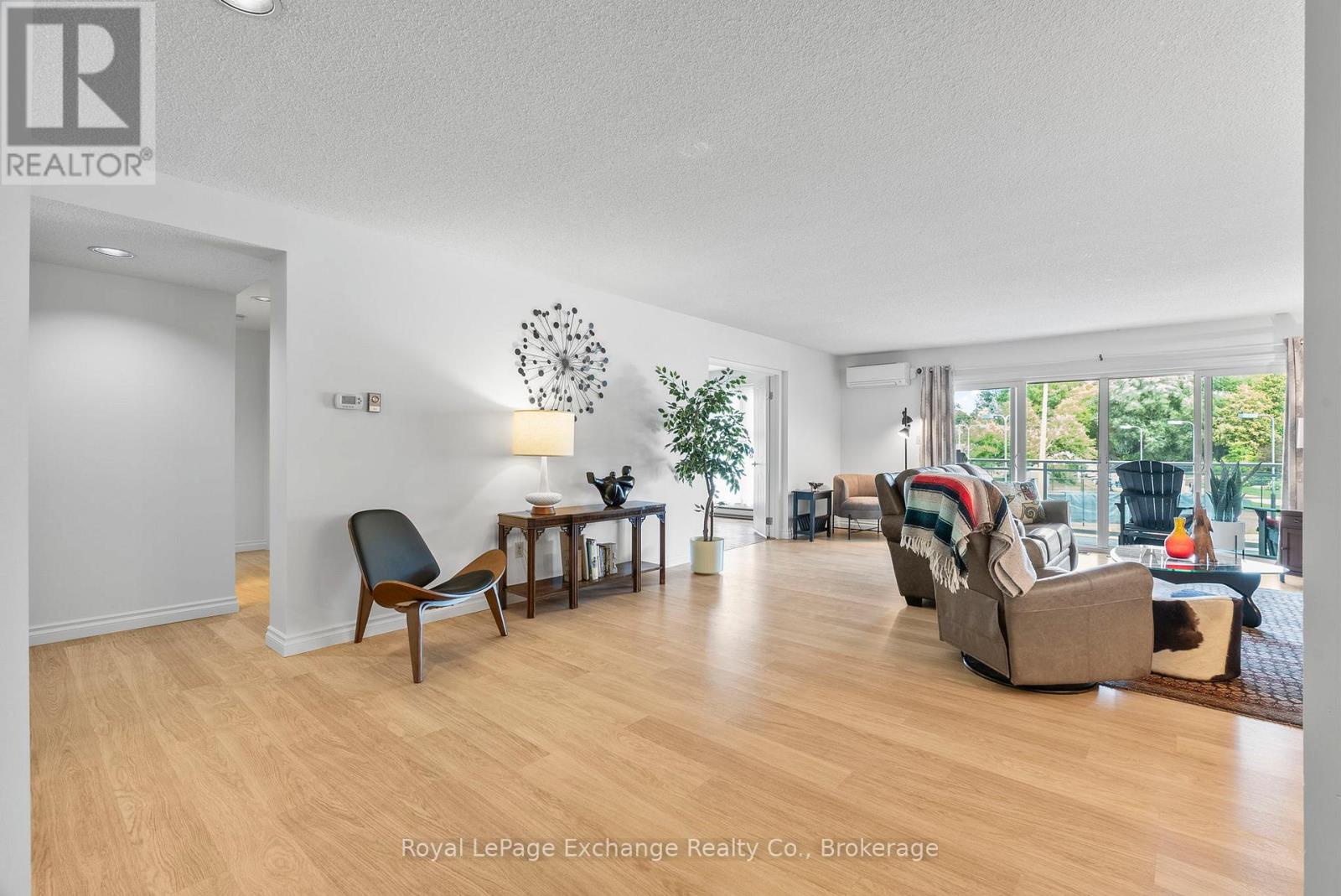 202 - 200 Harbour Street, Kincardine, Ontario