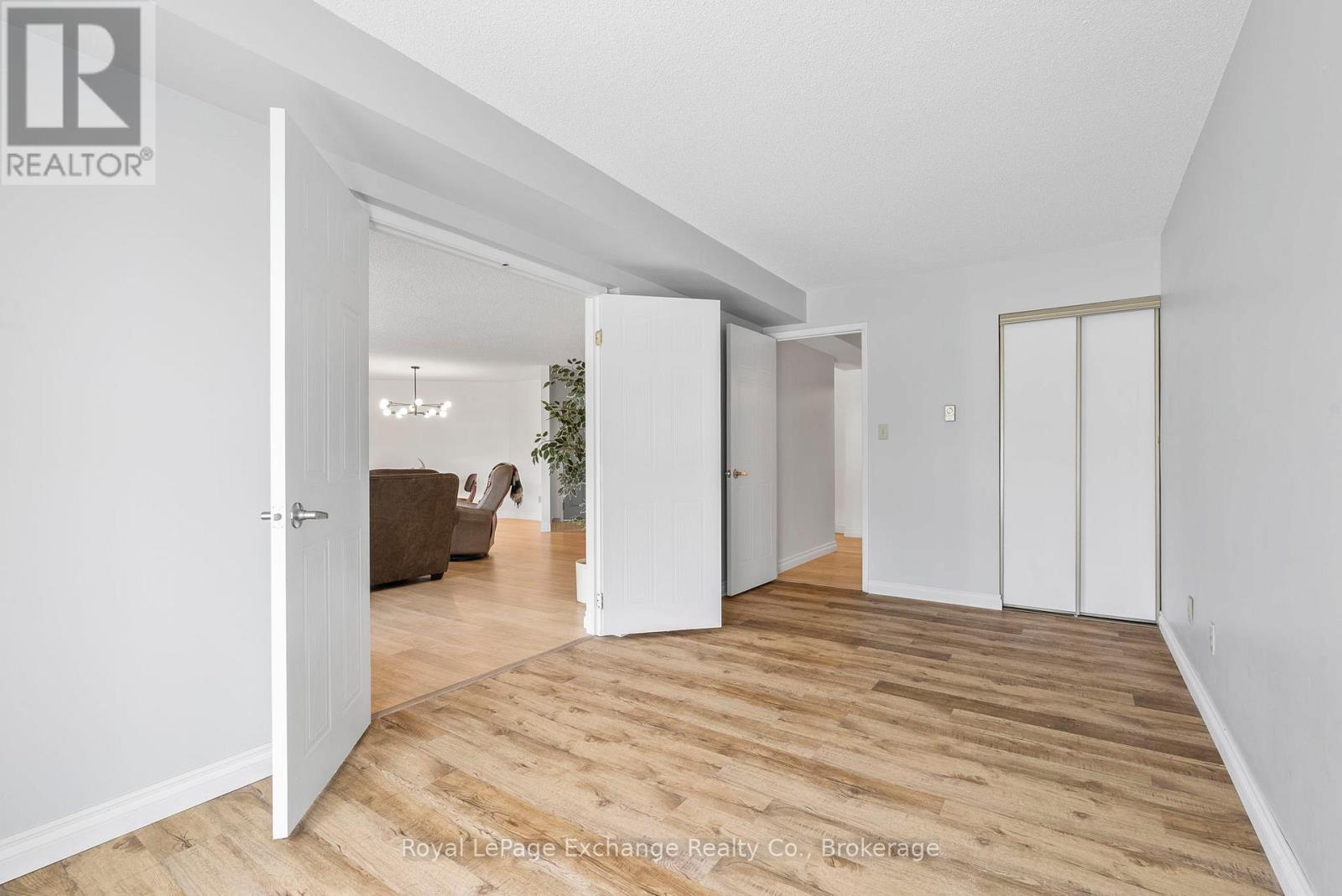 202 - 200 Harbour Street, Kincardine, Ontario