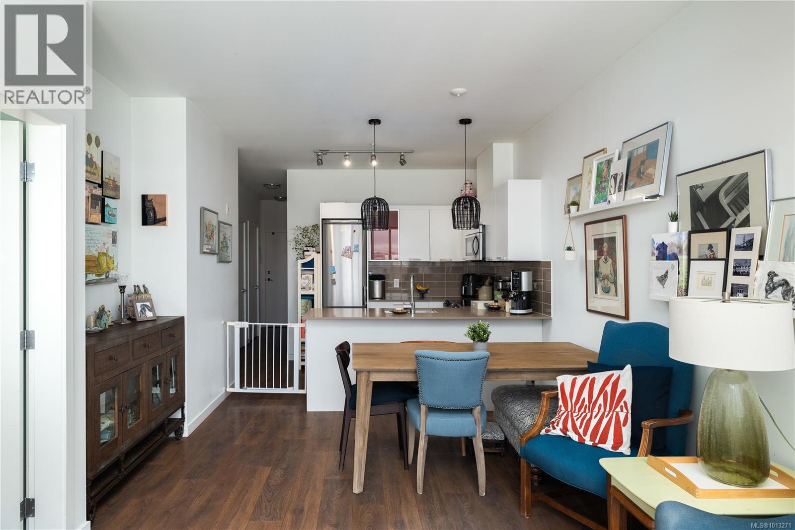 508 517 Fisgard St, Victoria, British Columbia