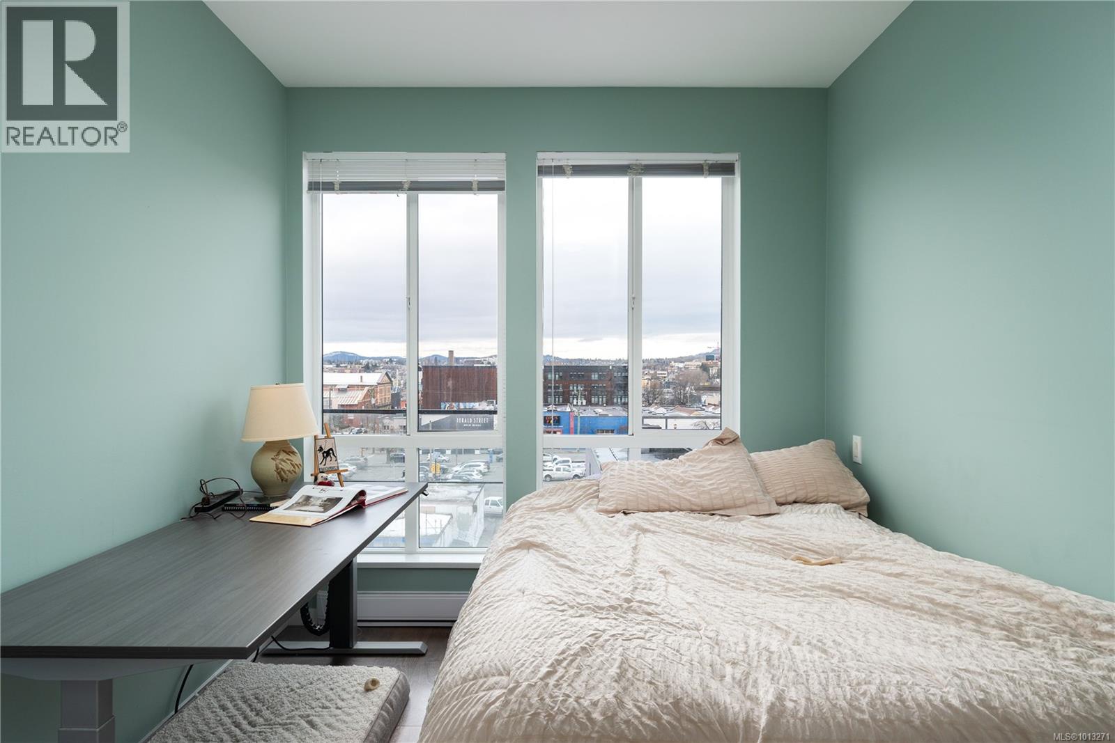 508 517 Fisgard St, Victoria, British Columbia