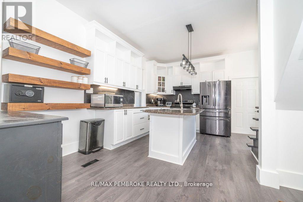 502 Mary Street, Pembroke, Ontario