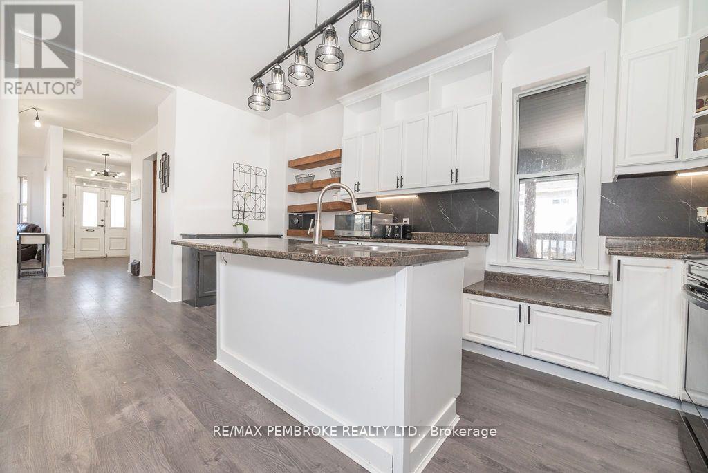 502 Mary Street, Pembroke, Ontario