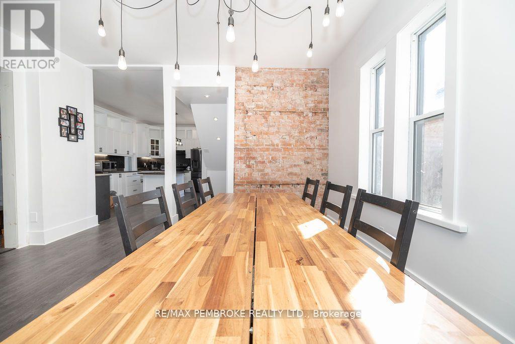 502 Mary Street, Pembroke, Ontario