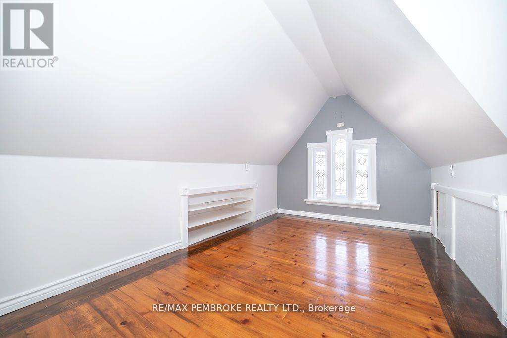 502 Mary Street, Pembroke, Ontario