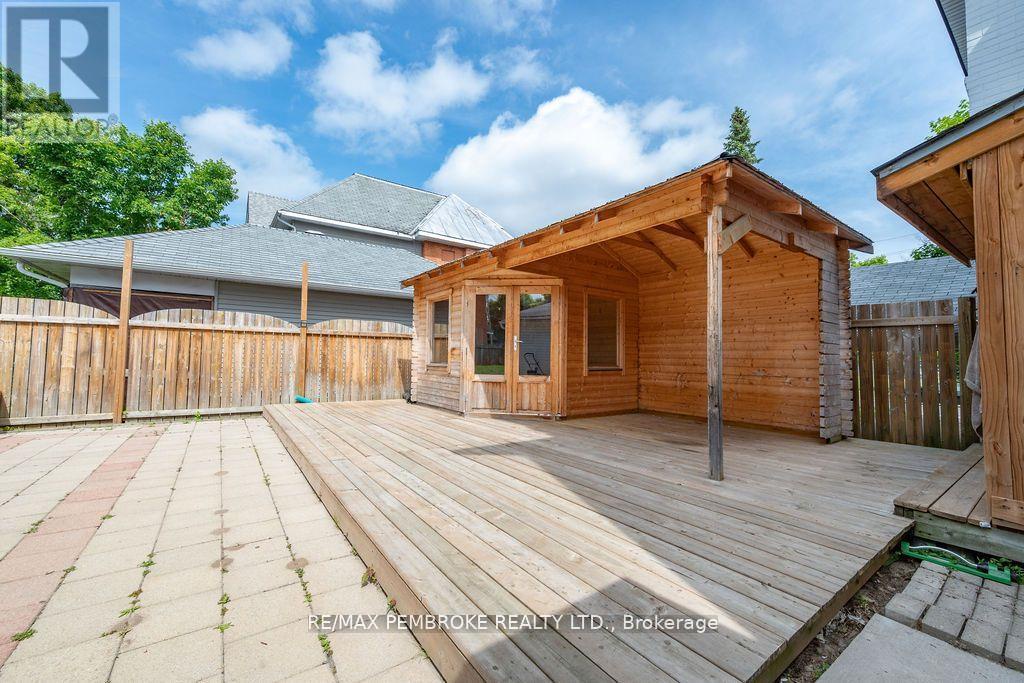 502 Mary Street, Pembroke, Ontario