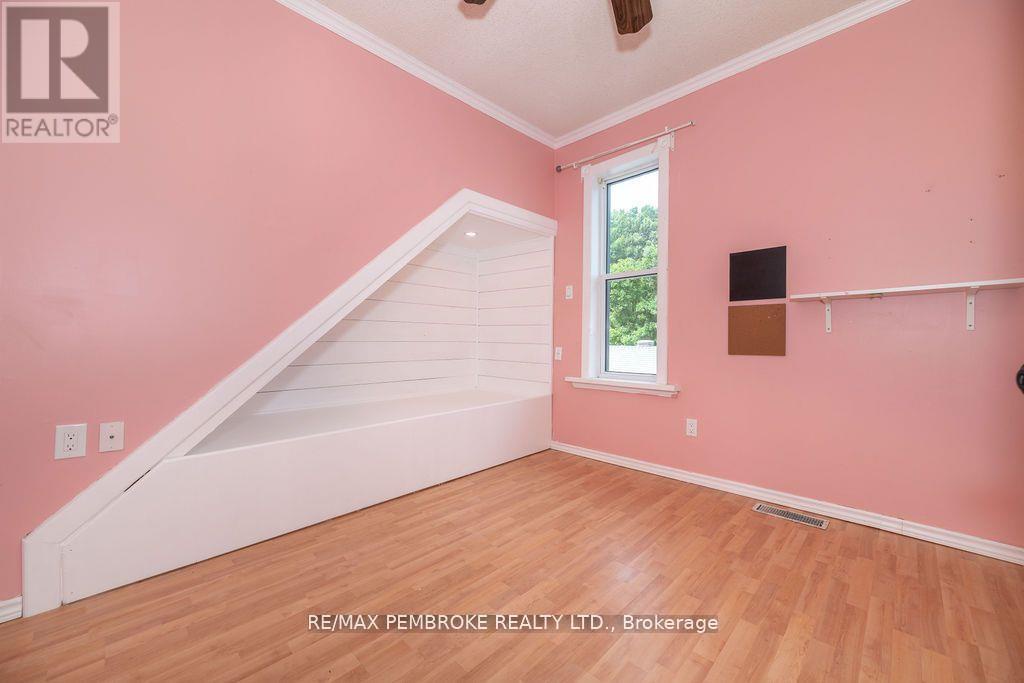 502 Mary Street, Pembroke, Ontario