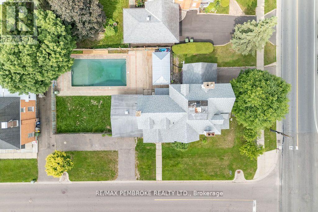 502 Mary Street, Pembroke, Ontario