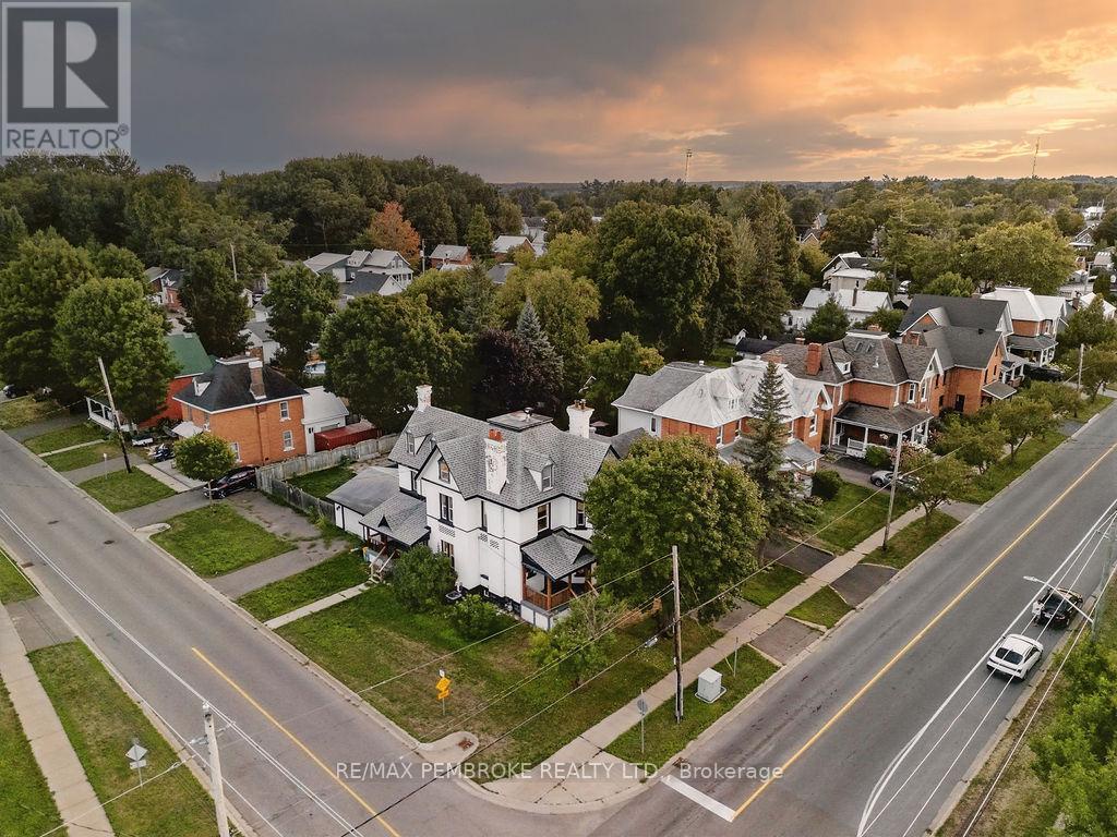 502 Mary Street, Pembroke, Ontario