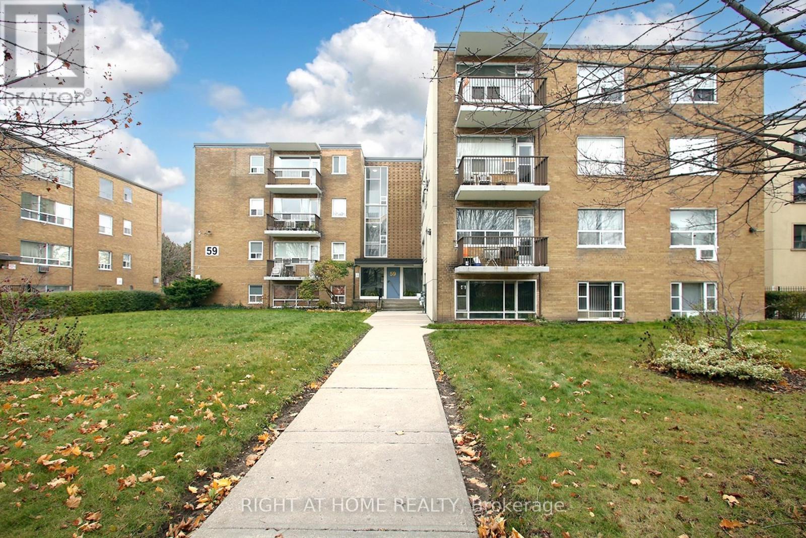 301 - 59 Neptune Drive, Toronto (englemount-lawrence), Ontario