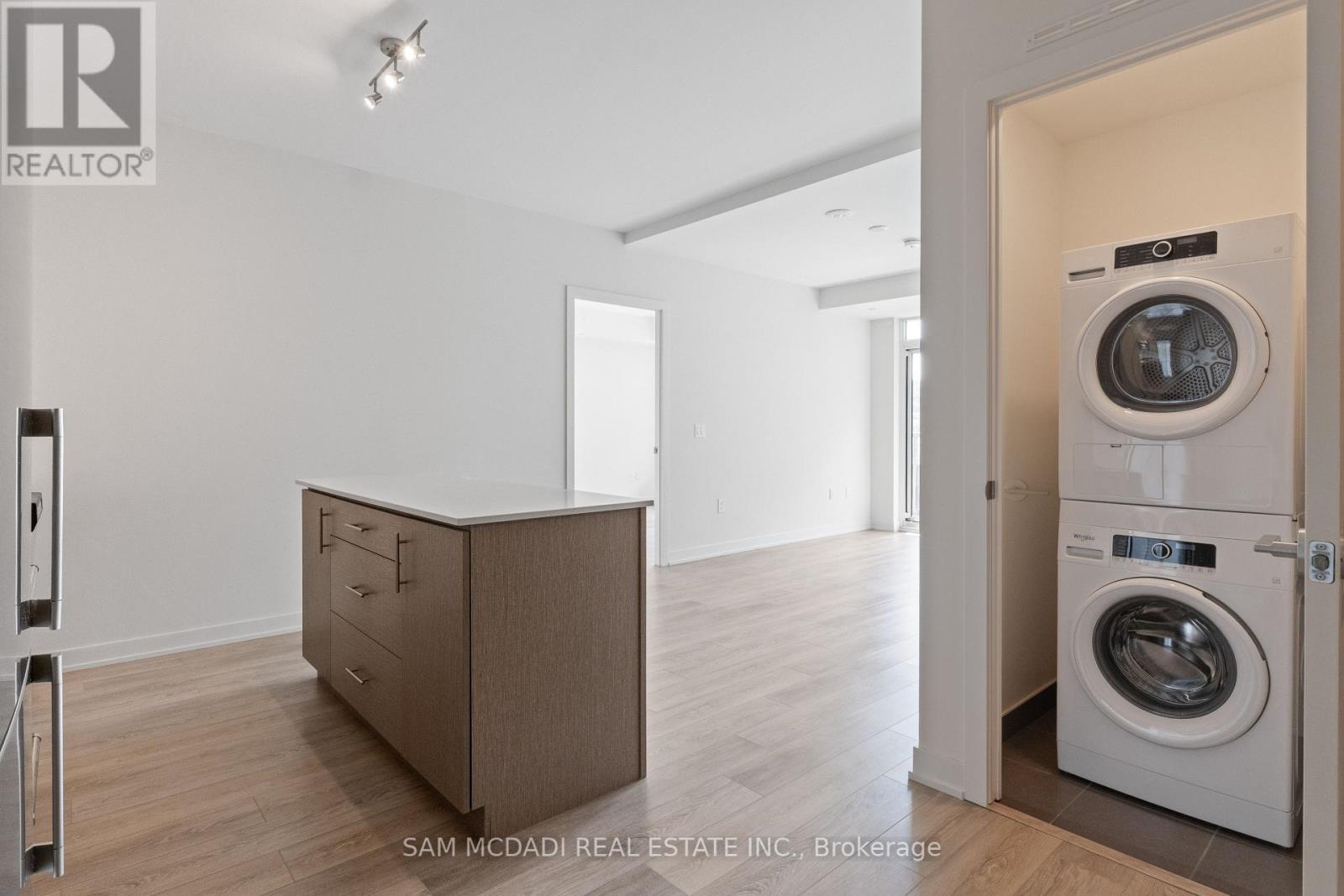 1305 - 212 King William Street, Hamilton (beasley), Ontario