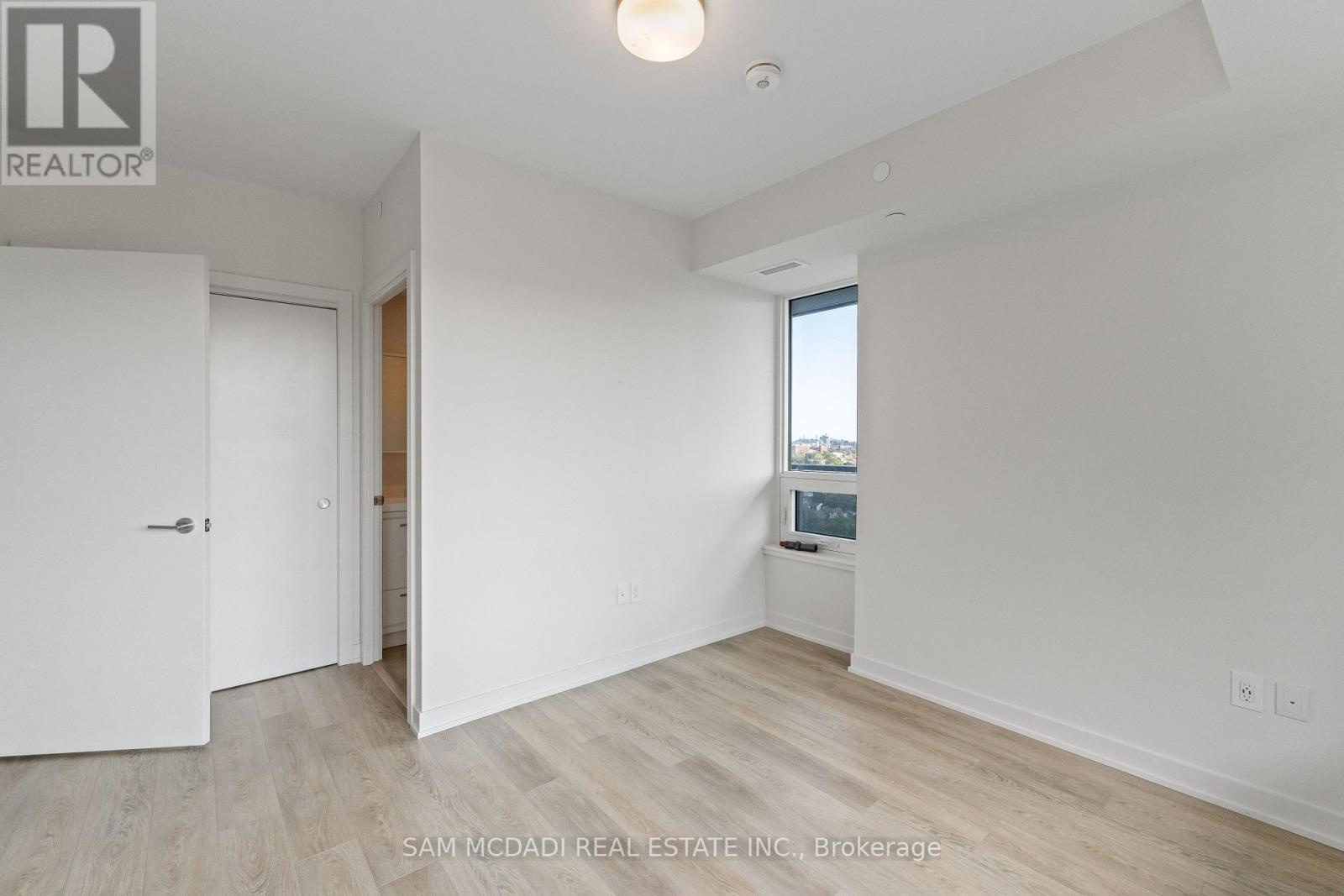 1305 - 212 King William Street, Hamilton (beasley), Ontario