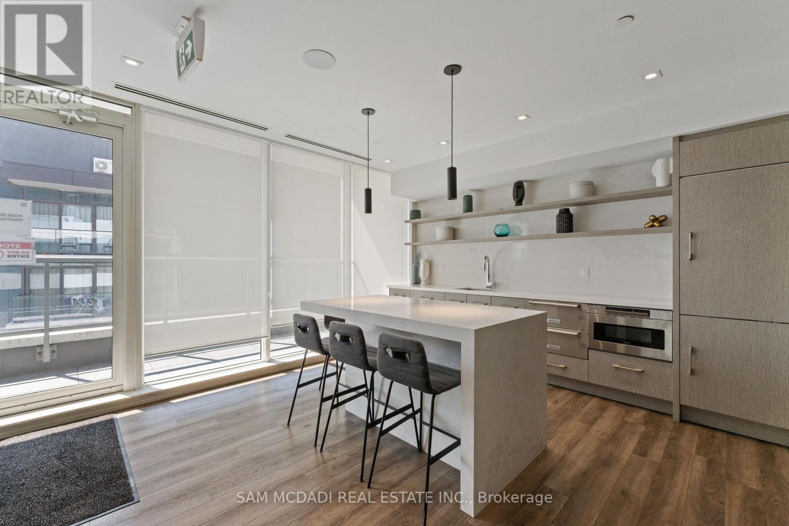 1305 - 212 King William Street, Hamilton (beasley), Ontario