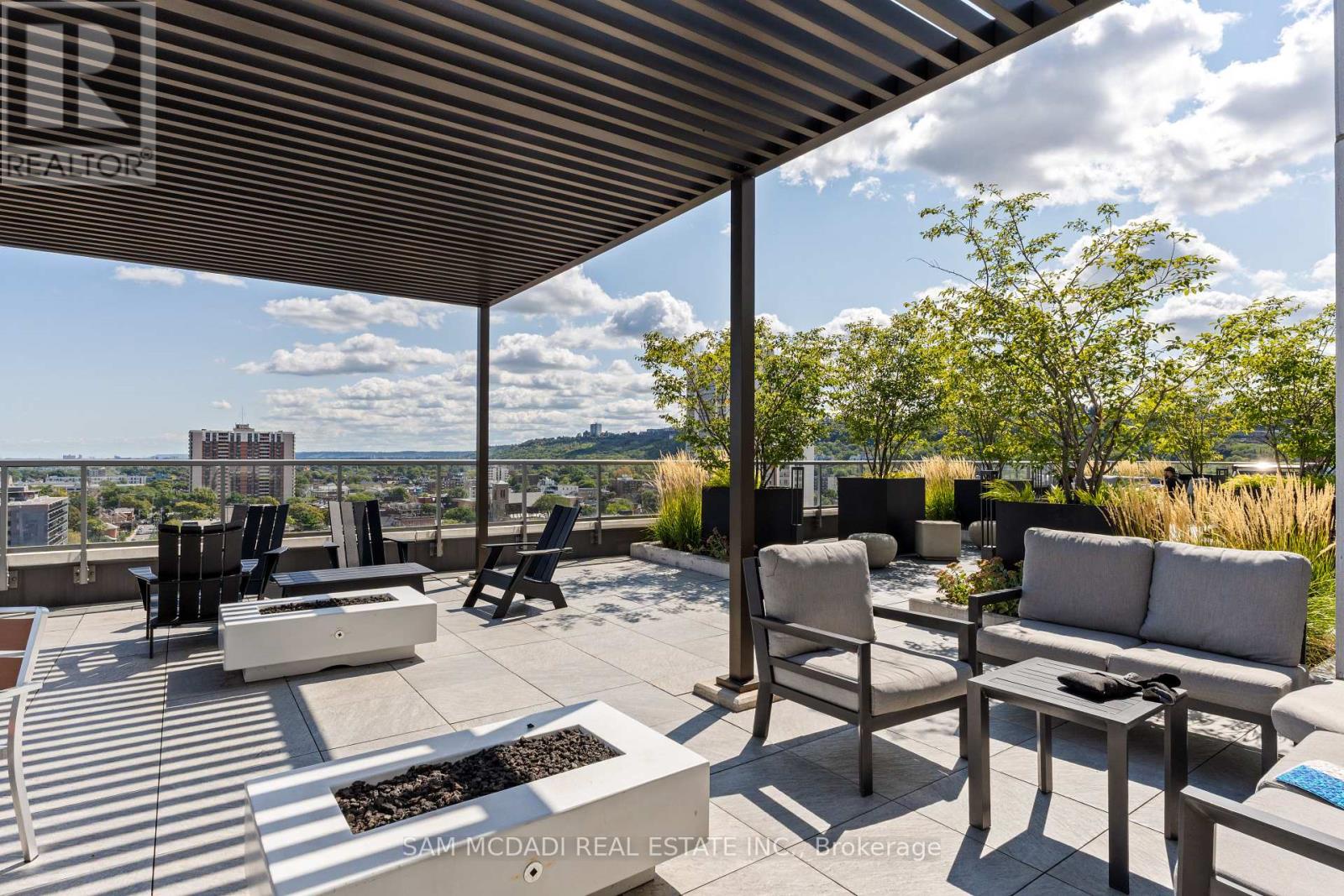 1305 - 212 King William Street, Hamilton (beasley), Ontario