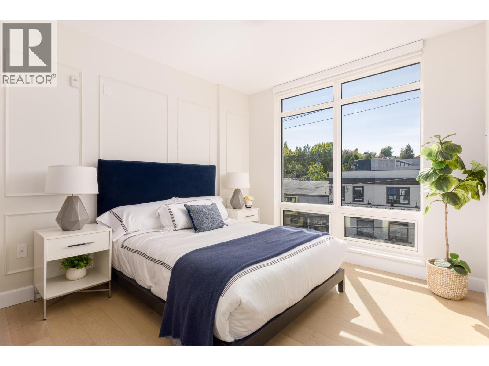 309 3668 W 10th Avenue, Vancouver, British Columbia