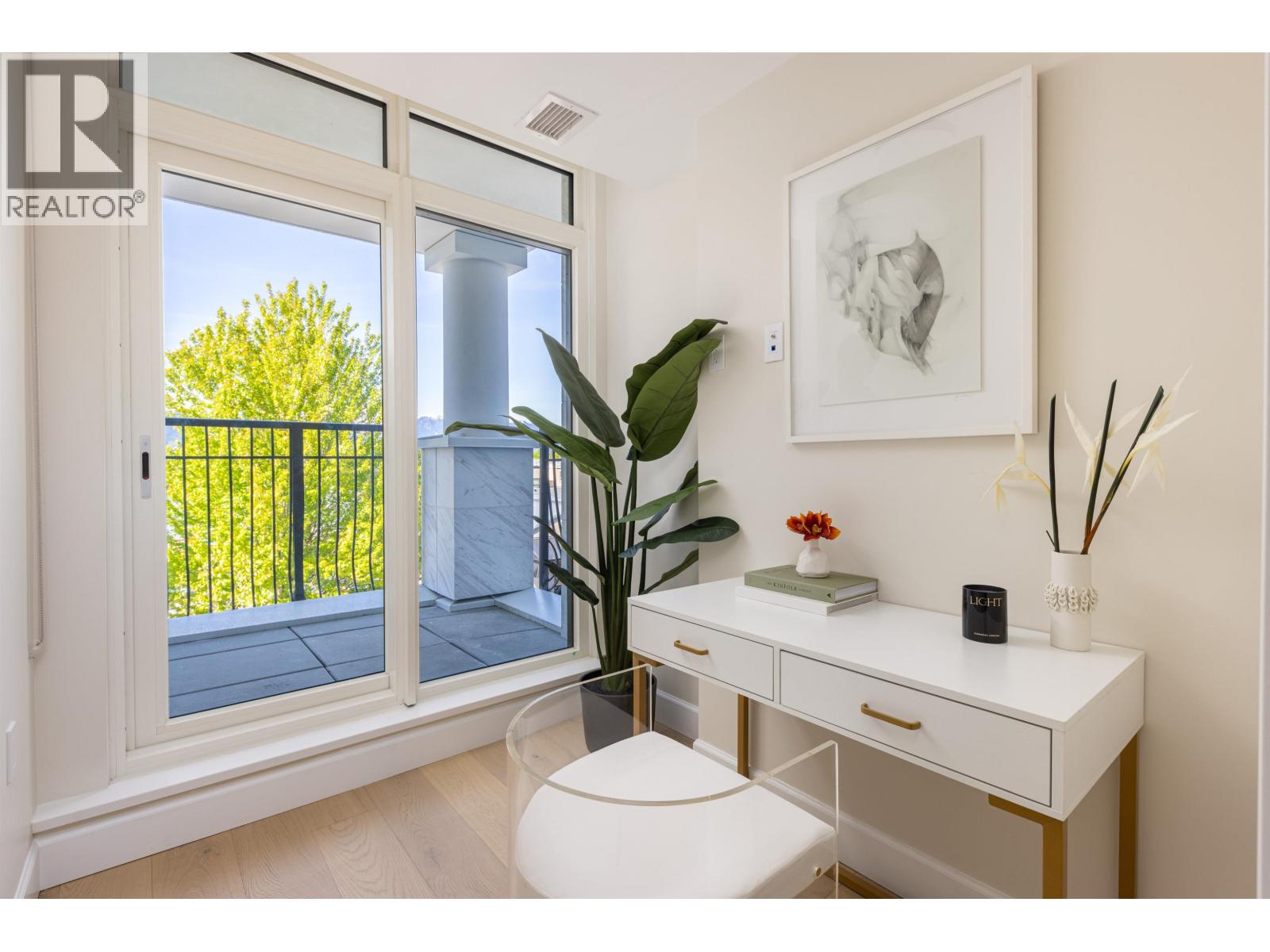 309 3668 W 10th Avenue, Vancouver, British Columbia