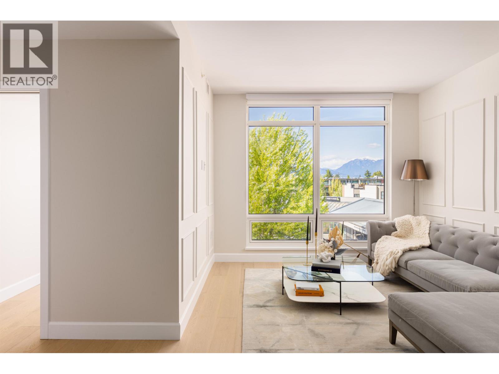 309 3668 W 10th Avenue, Vancouver, British Columbia