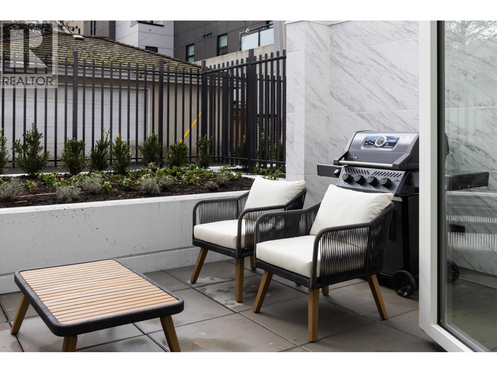 309 3668 W 10th Avenue, Vancouver, British Columbia