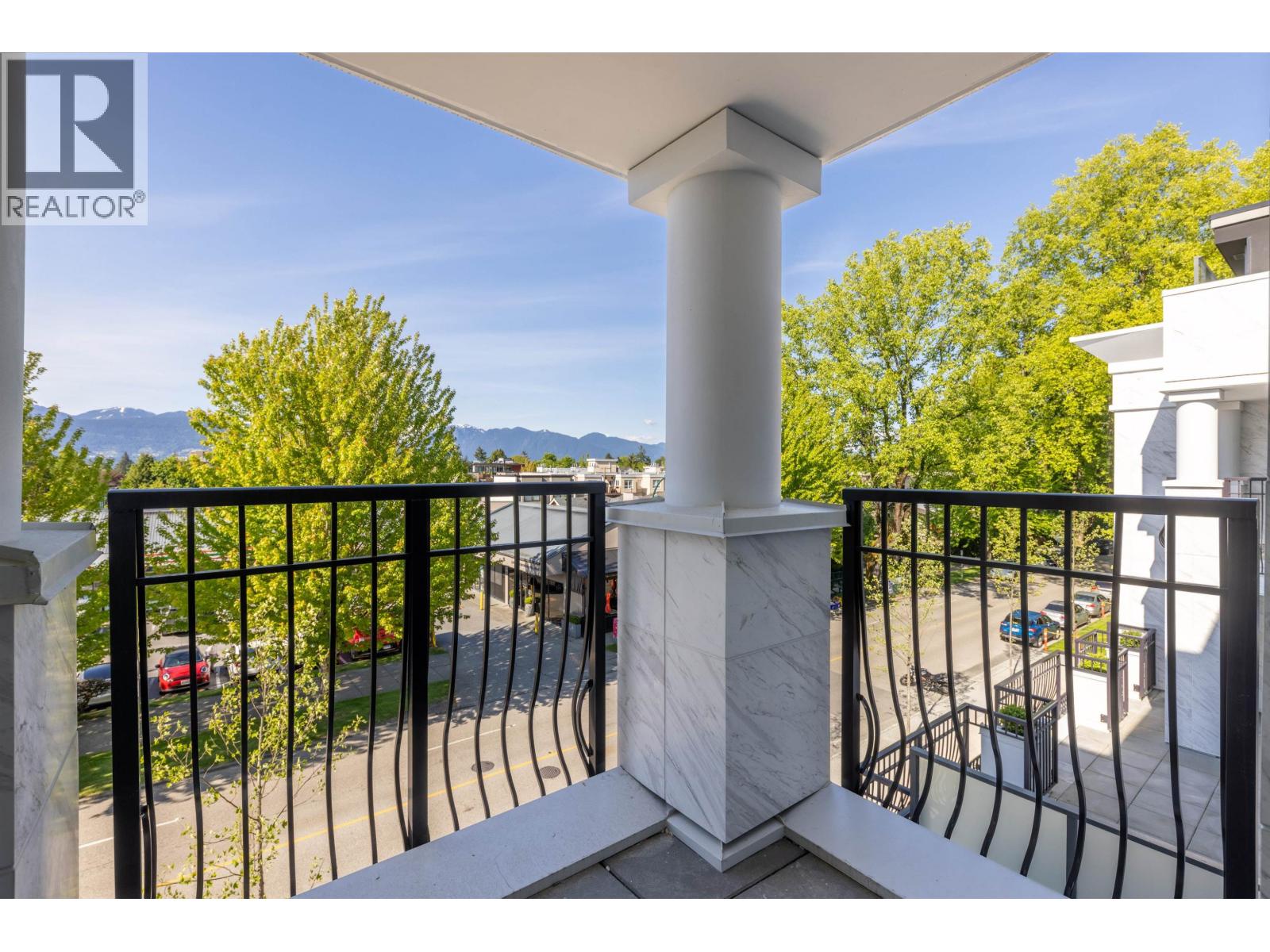 309 3668 W 10th Avenue, Vancouver, British Columbia