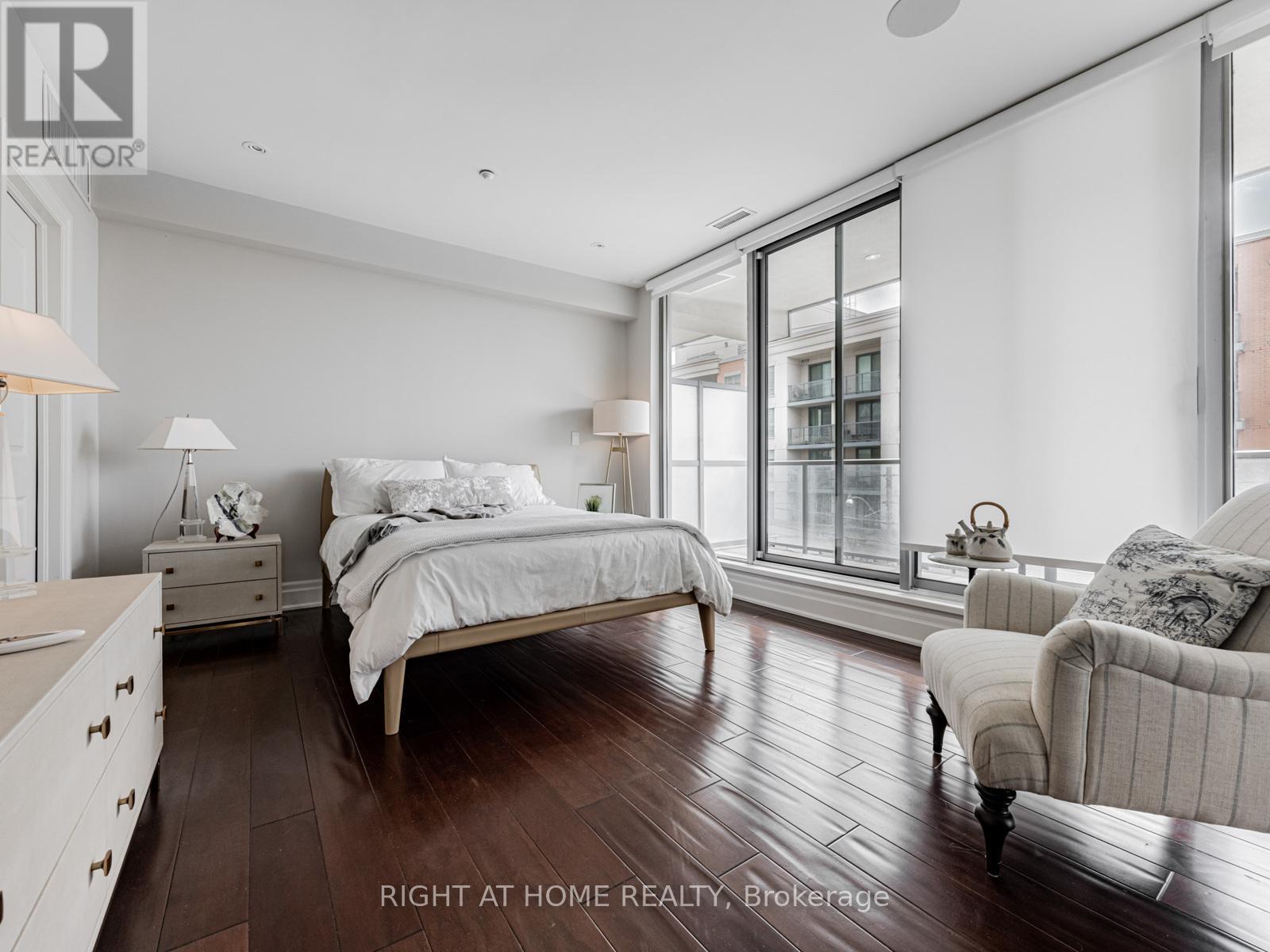 204 - 1 Rainsford Road, Toronto (the Beaches), Ontario