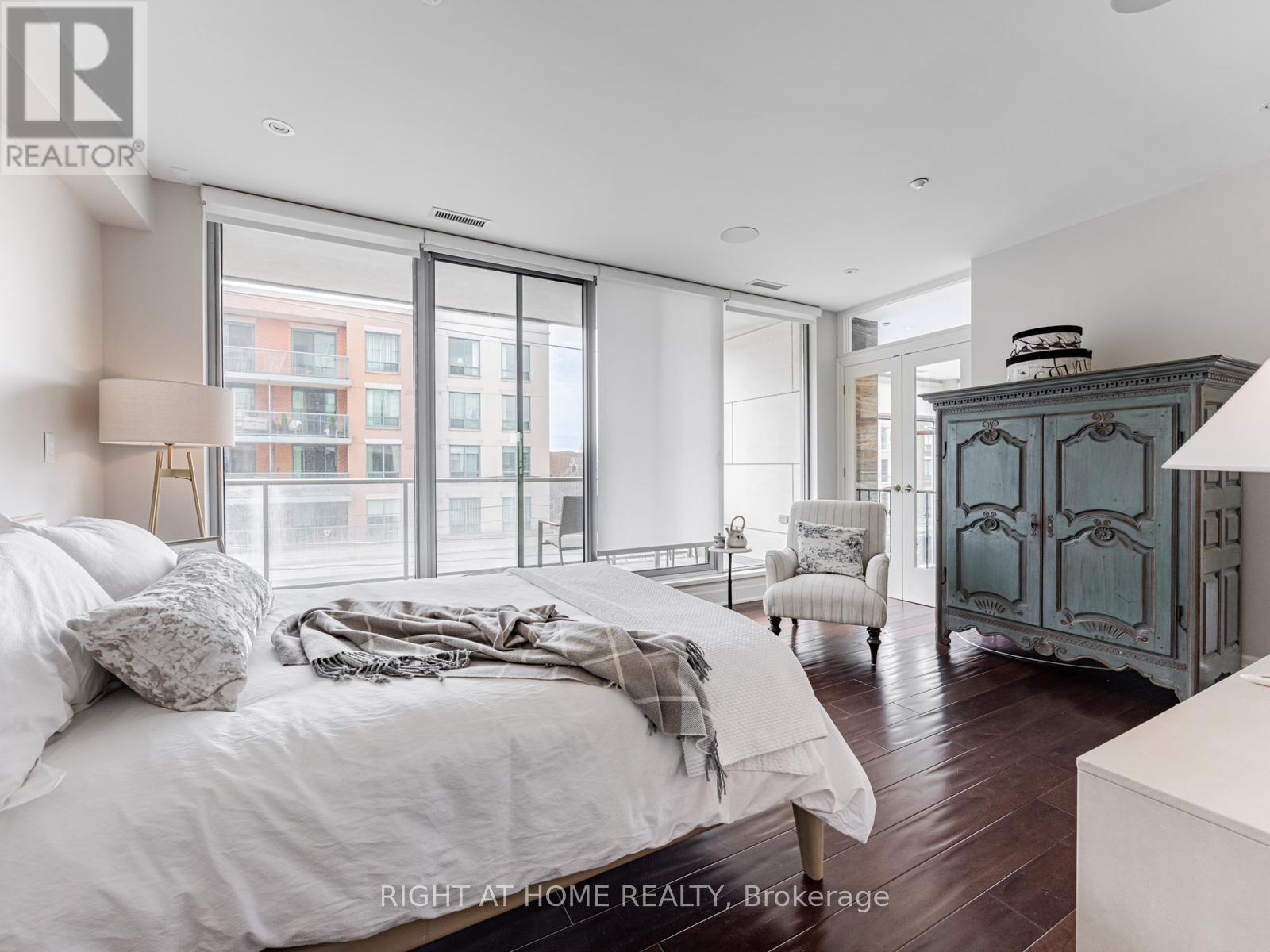 204 - 1 Rainsford Road, Toronto (the Beaches), Ontario