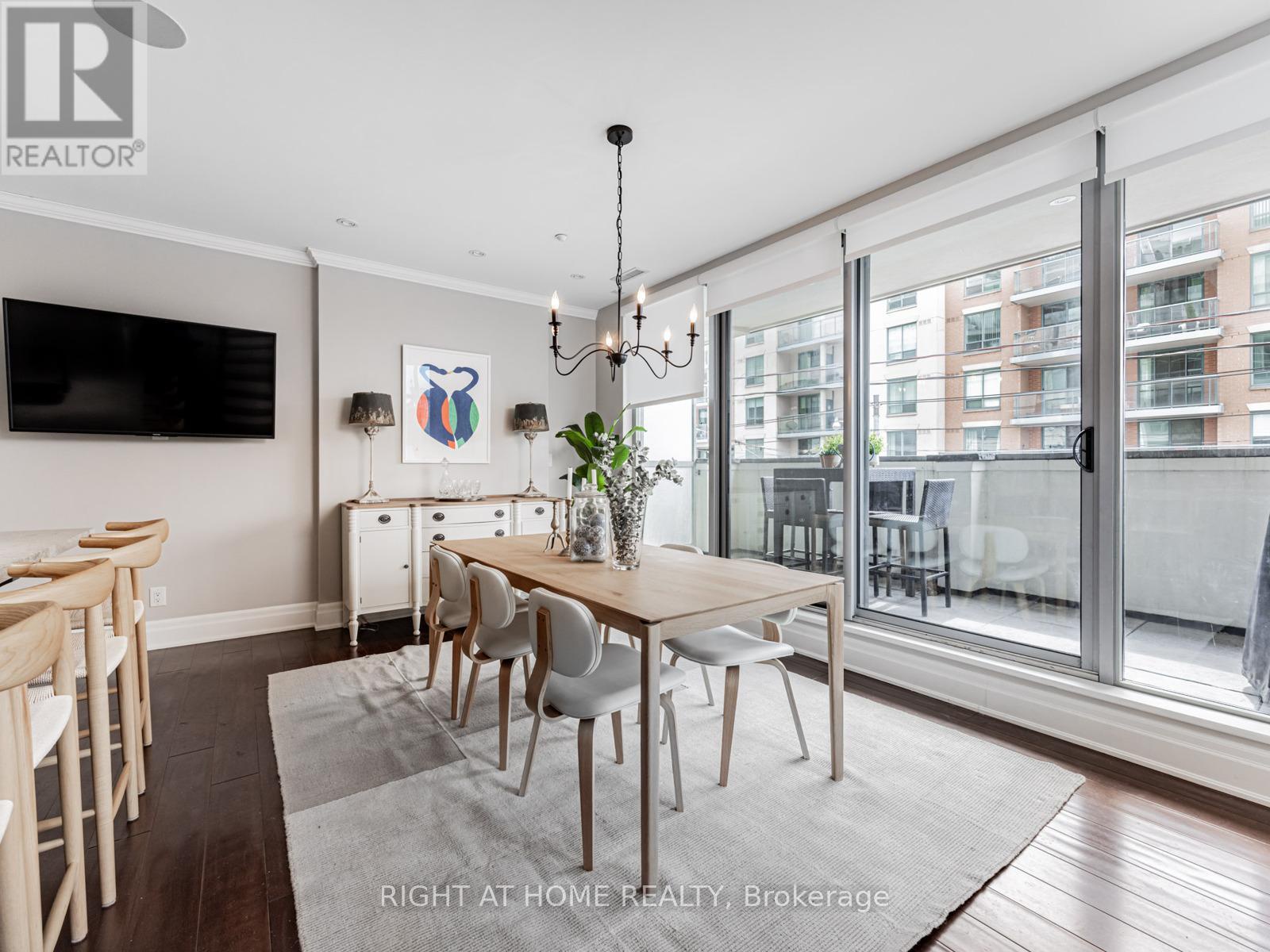 204 - 1 Rainsford Road, Toronto (the Beaches), Ontario