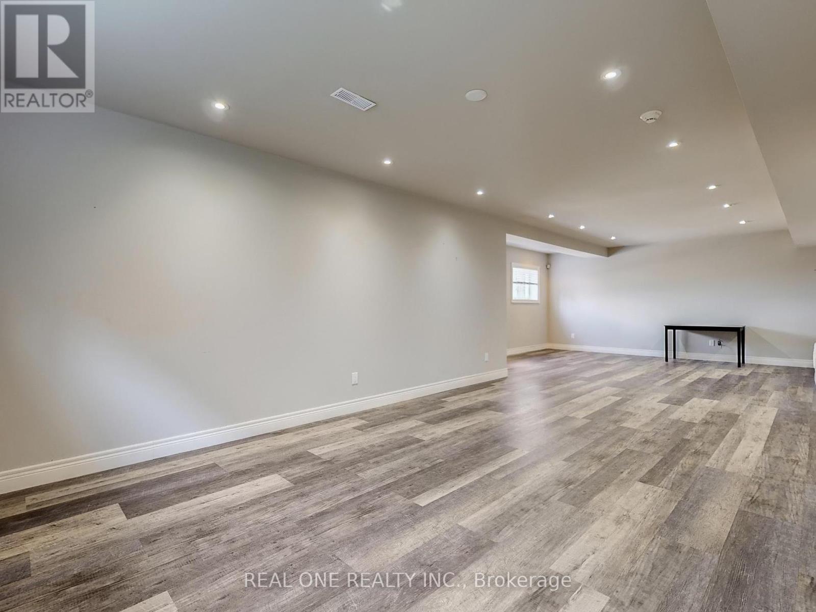 26 Matthews Court, St. Catharines (rykert/vansickle), Ontario