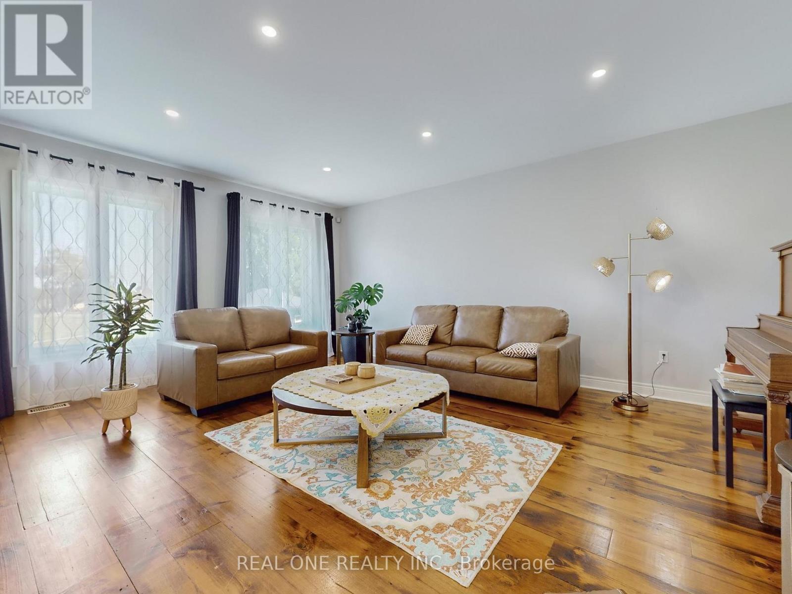 26 Matthews Court, St. Catharines (rykert/vansickle), Ontario