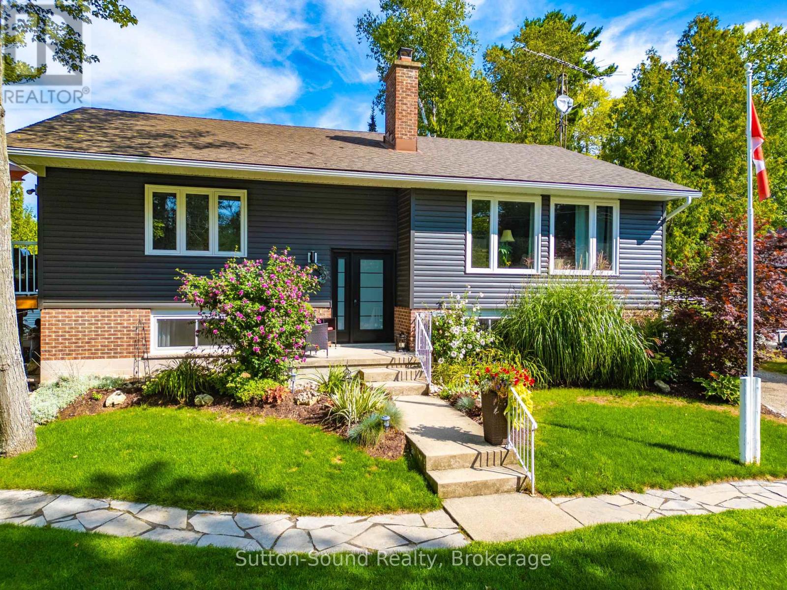 403 Simcoe Avenue, South Bruce Peninsula, Ontario