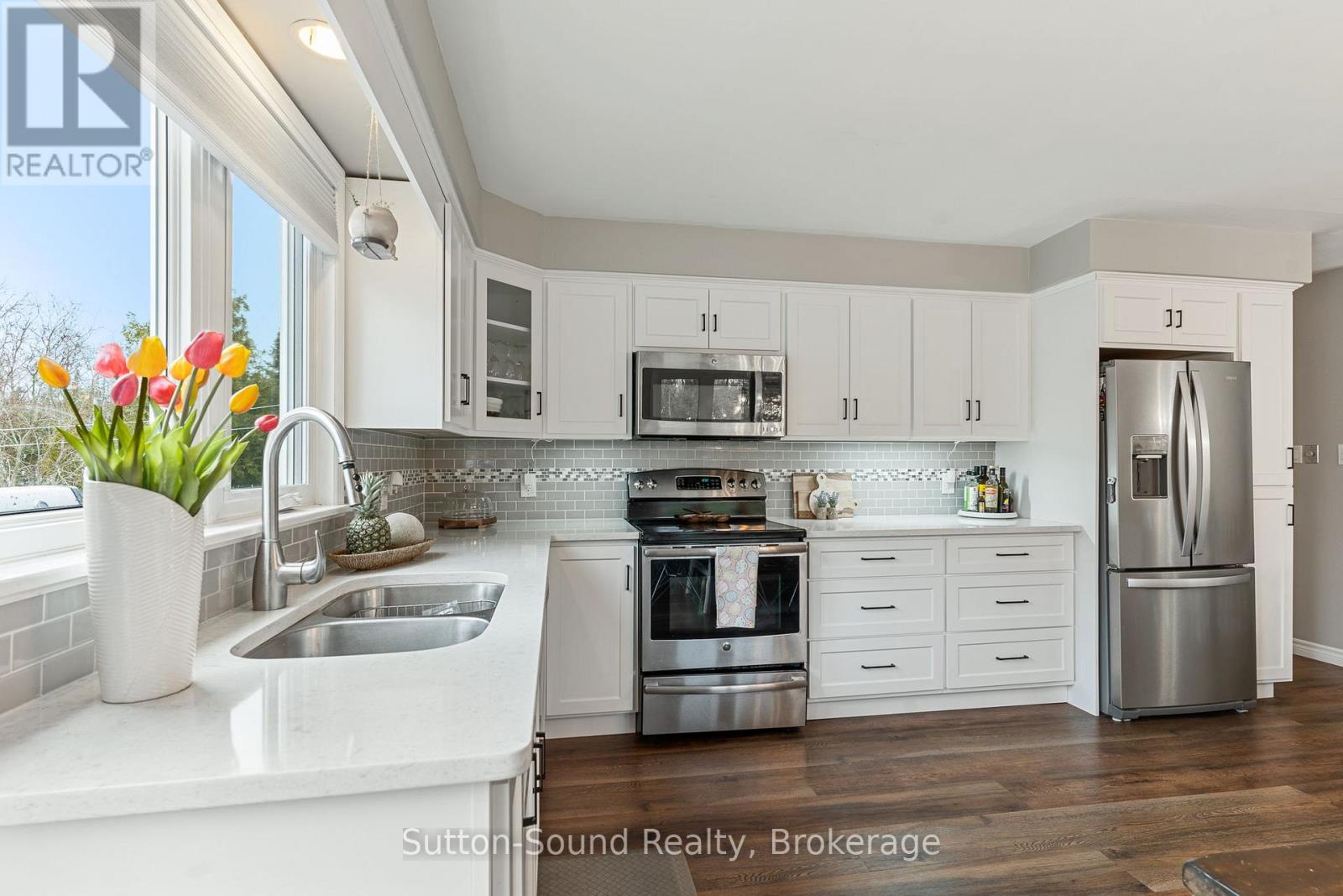 403 Simcoe Avenue, South Bruce Peninsula, Ontario