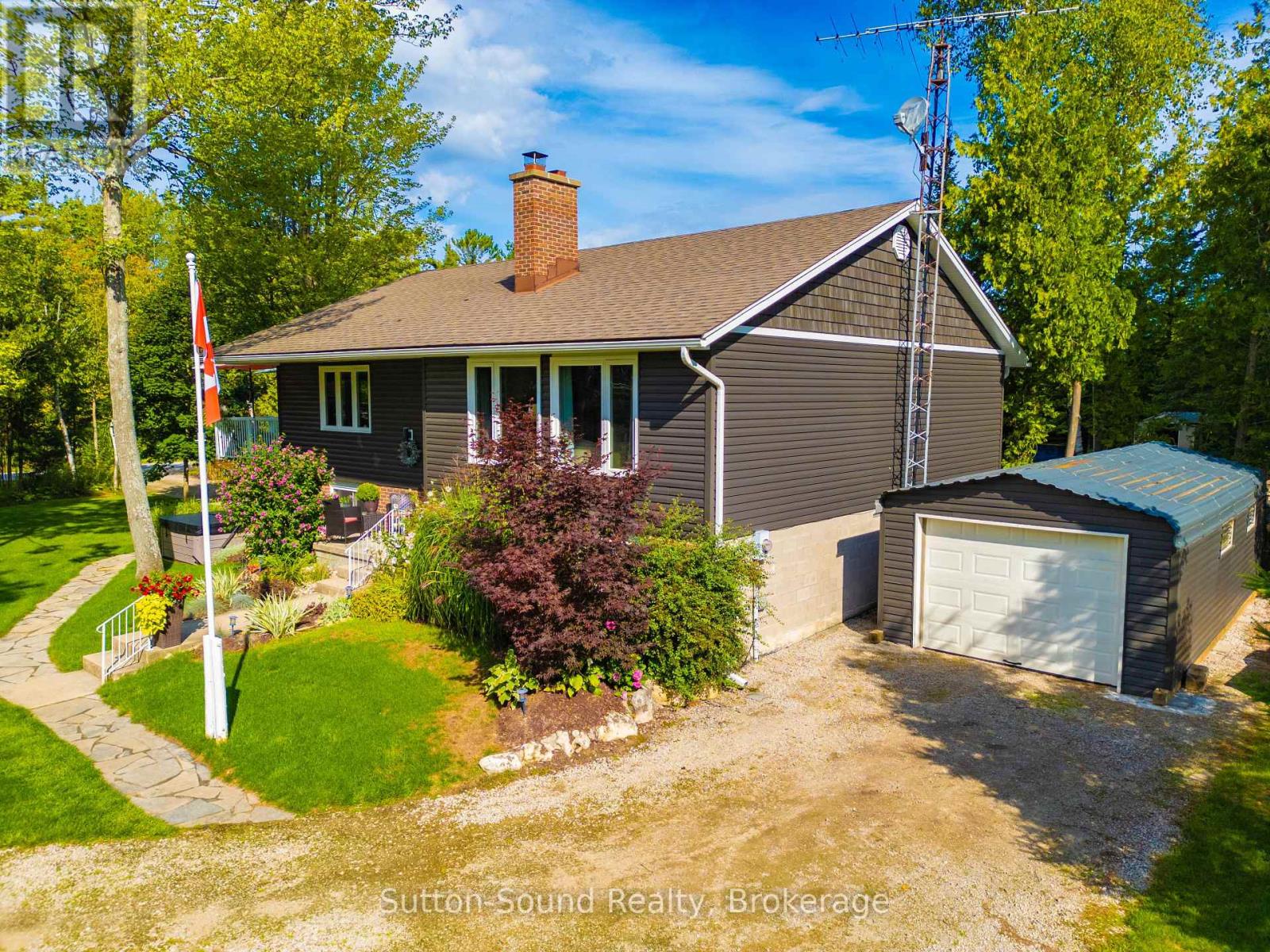 403 Simcoe Avenue, South Bruce Peninsula, Ontario