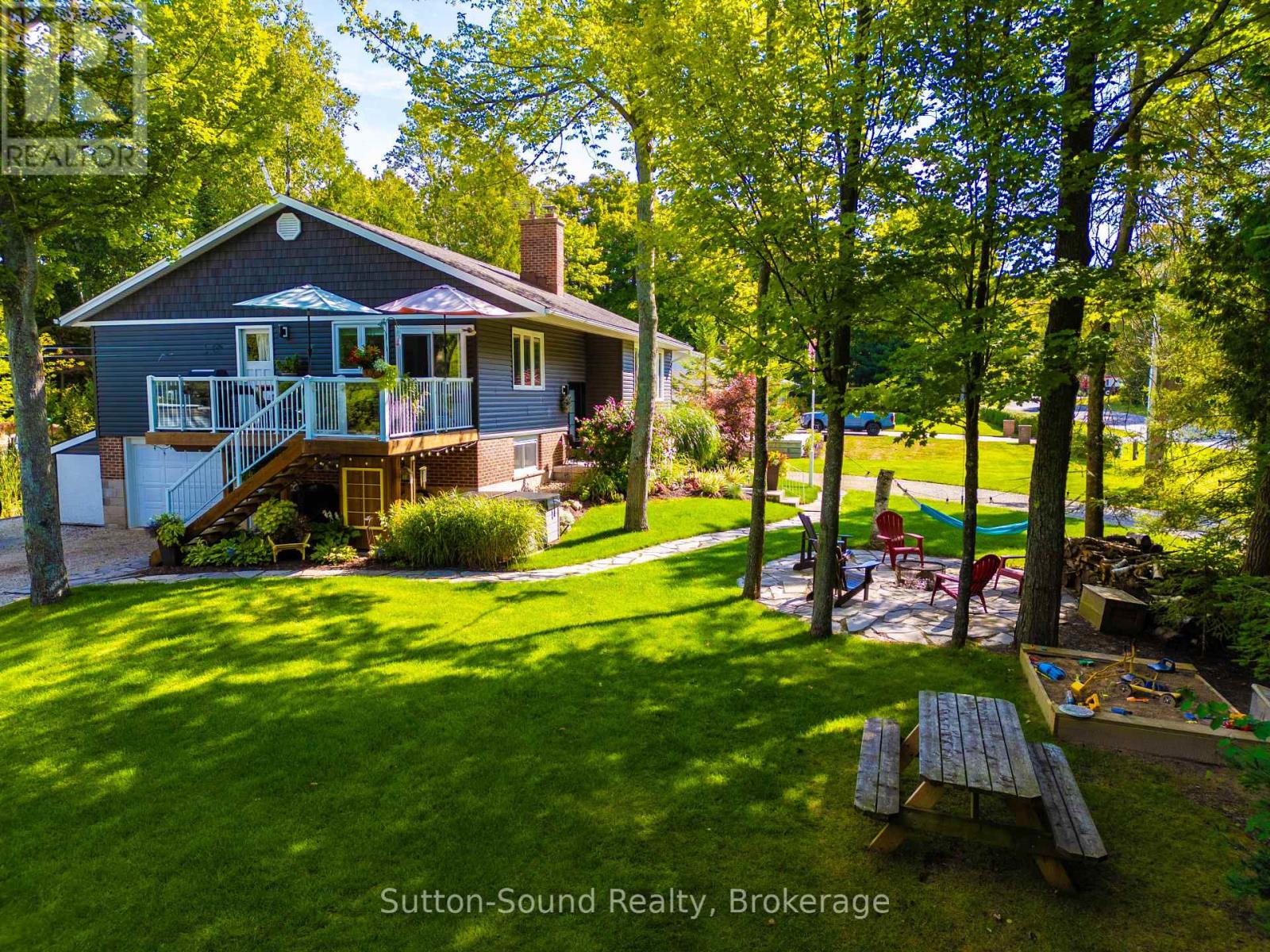 403 Simcoe Avenue, South Bruce Peninsula, Ontario