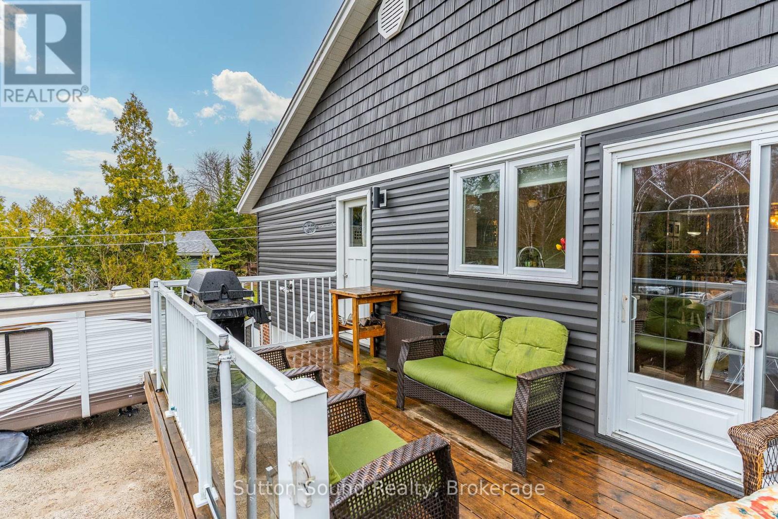 403 Simcoe Avenue, South Bruce Peninsula, Ontario