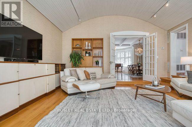 40 Castle Frank Crescent, Toronto (rosedale-moore Park), Ontario