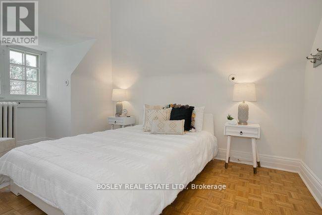 40 Castle Frank Crescent, Toronto (rosedale-moore Park), Ontario