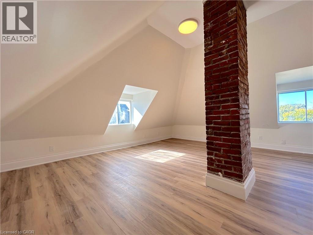 526 Fifty Road, Stoney Creek, Ontario