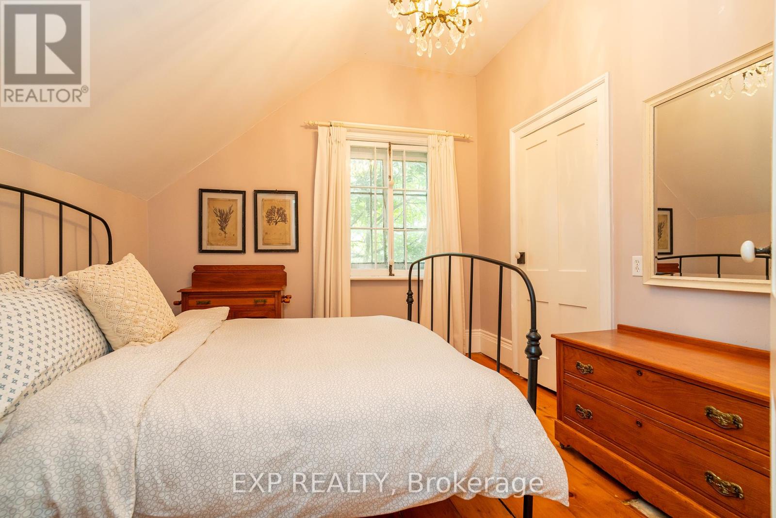 45 King Street, Rideau Lakes, Ontario