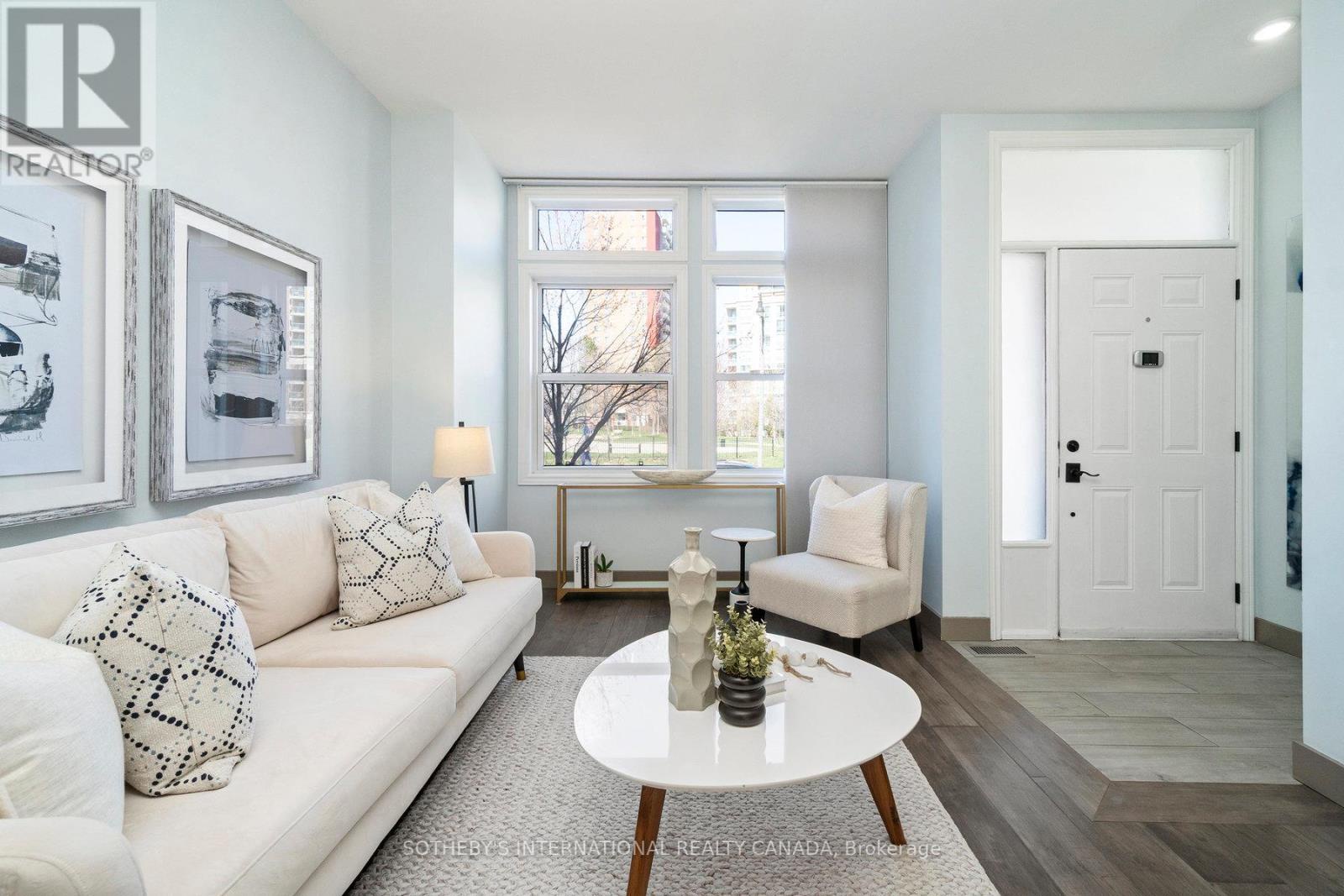 30 Michael Power Place, Toronto (islington-city Centre West), Ontario