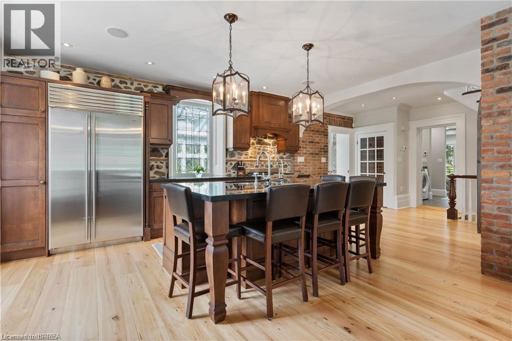 143 East River Road, Paris, Ontario