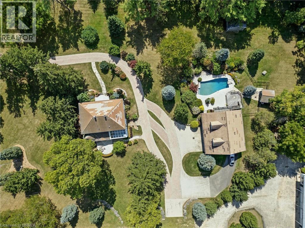 143 East River Road, Paris, Ontario